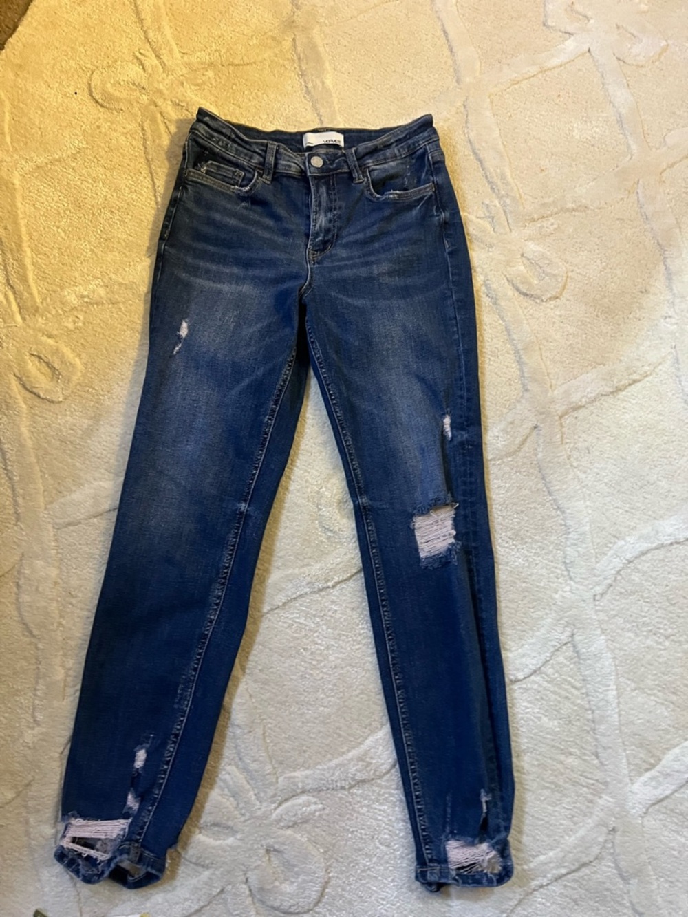 Women’s Dark Blue Distressed Skinny Jeans